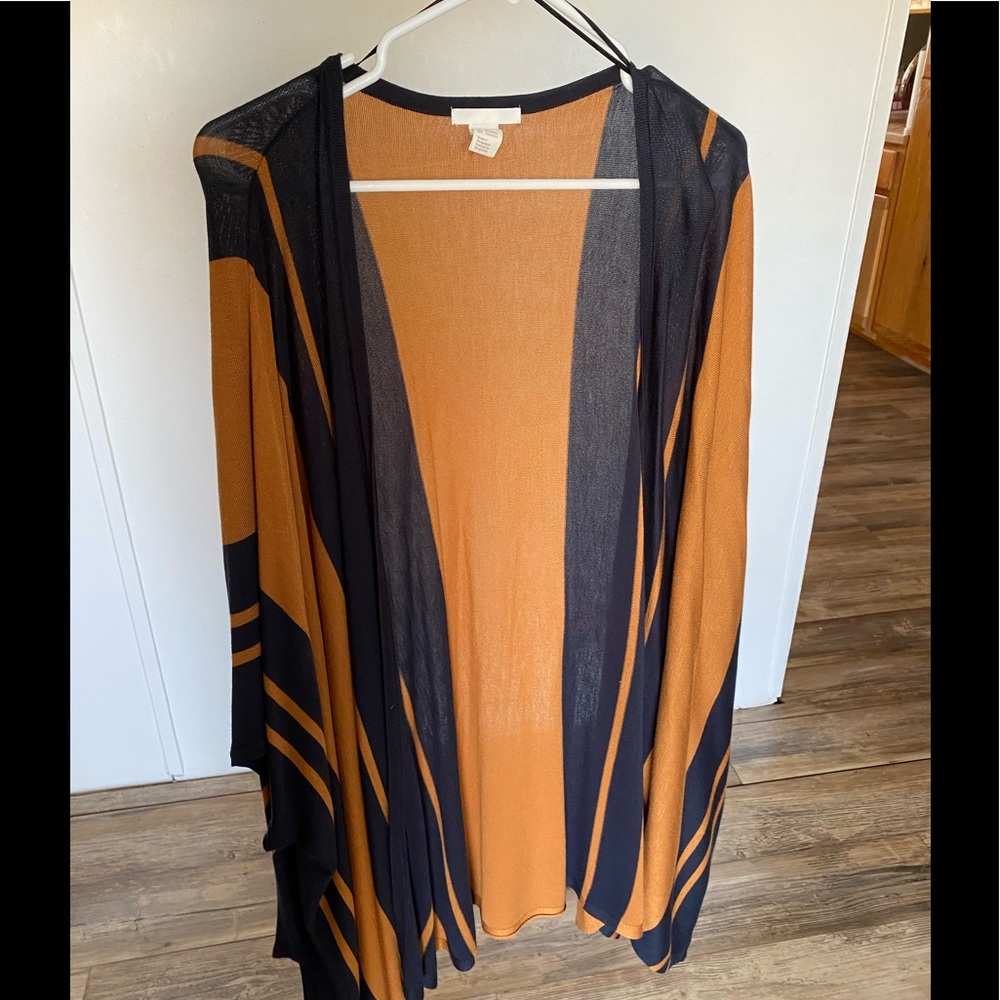 Women’s H&M cardigan